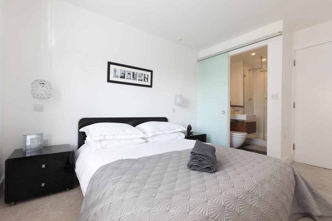 Luxury 2-Bed Flat Parking And Close To The Tube London Exteriör bild